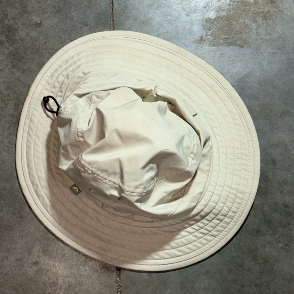 Solar eclipse Wide Brim Sun Hat in Light Cream